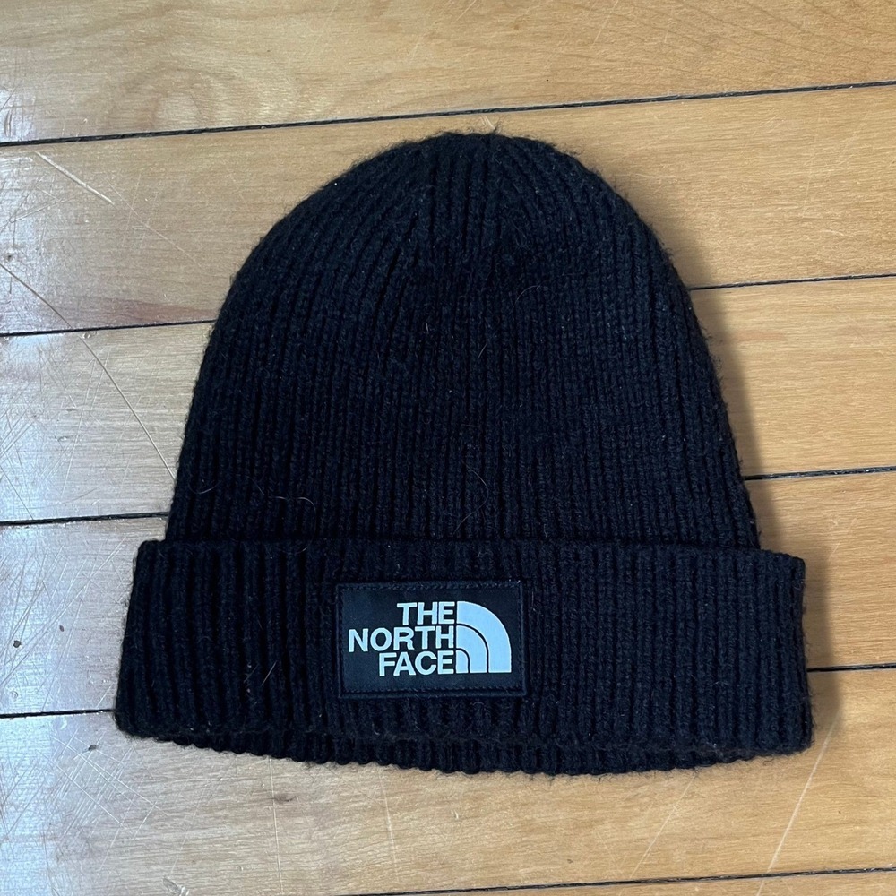 The North Face Black Ribbed Knit Logo Patch Beanie Hat One Size Unisex